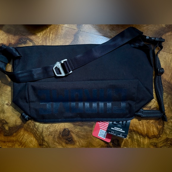 NWT CHROME INDUSTRIES ‘Simple Messenger” - Picture 5 of 8